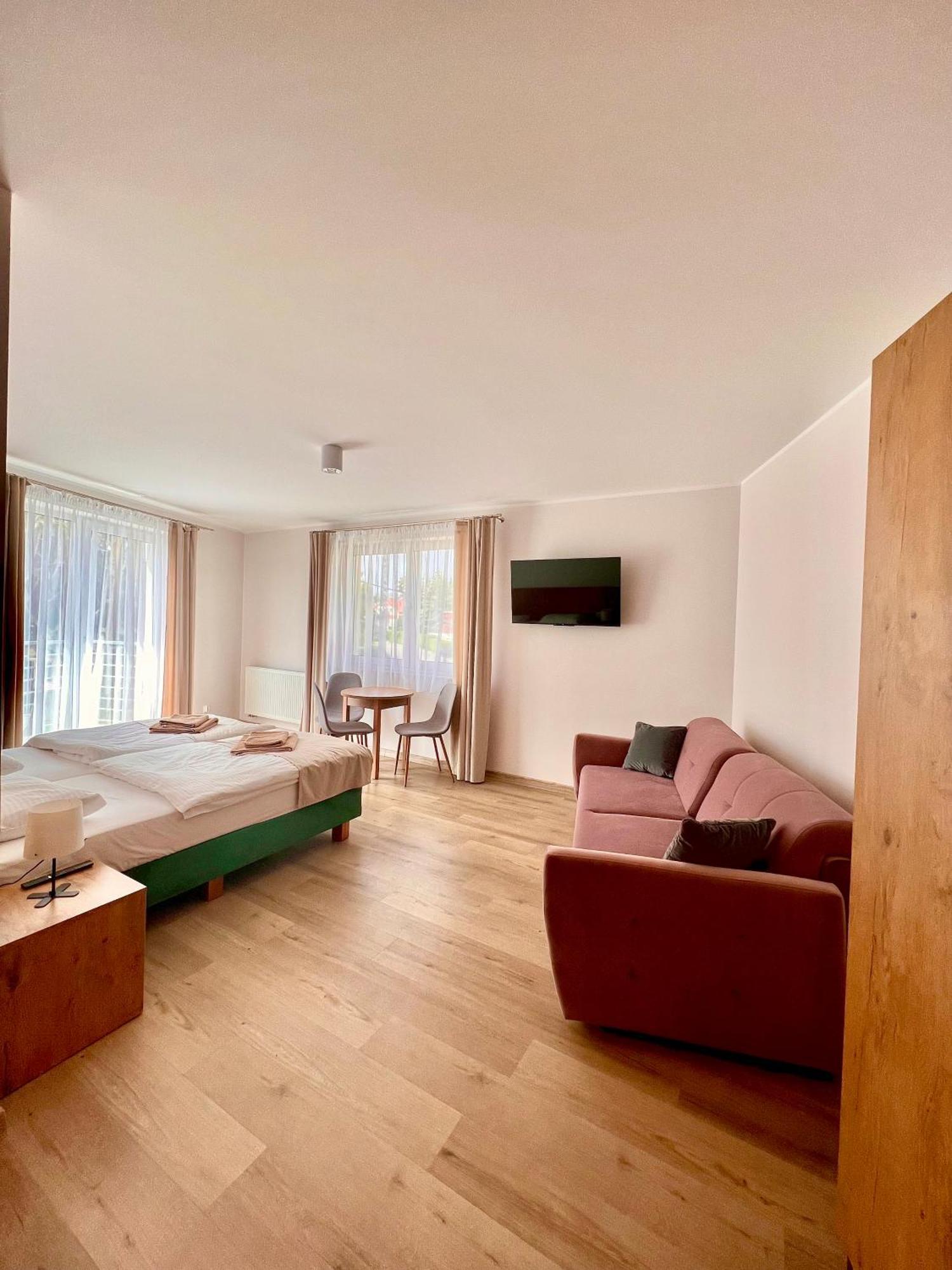 Wenecja północy Apartamento Łeba Exterior foto